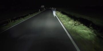 Βλέπουν τελικά και τη νύχτα τα αυτοκίνητα;