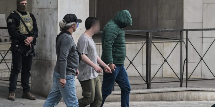 ΟΠΕΚΕΠΕ: Ενώπιον ανακριτή σήμερα η φερόμενη ως «αρχηγική ομάδα» – Προφυλακίστηκαν 4 από τους 12 συλληφθέντες που απολογήθηκαν χθες