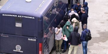 ΟΠΕΚΕΠΕ: Σήμερα ολοκληρώνονται οι απολογίες των συνολικά 37 συλληφθέντων – Εννέα μέχρι στιγμής οι προφυλακίσεις