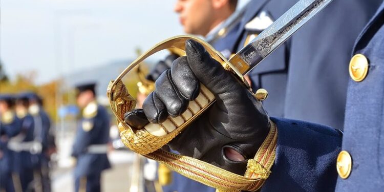 Φορολογικό: Το νέο μισθολόγιο αστυνομικών, πυροσβεστών και λιμενικών – Οι αυξήσεις που θα λάβουν