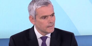 K. Καραγκούνης στο ΕΡΤnews: Η πλειοψηφία του κόσμου θέλει να γίνει σεβαστό το Μνημείο του Αγνώστου Στρατιώτη – Από 3 Νοεμβρίου επεκτείνεται η εφαρμογή της ψηφιακής κάρτας εργασίας