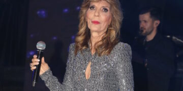 Κατερίνα Στανίση: «Η μητέρα μου δεν καταλαβαίνει πολλά πράγματα – Yπάρχουν στιγμές που με βρίζει και με χτυπάει»