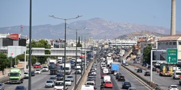 Ομαλή κυκλοφορία στους δρόμους της Αθήνας – Μικρές καθυστερήσεις στο κέντρο