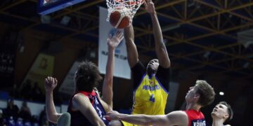 Διατήρησε το “απόλυτο” το Περιστέρι (hls)