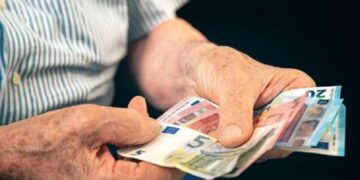 Συντάξεις Νοεμβρίου: Πότε θα γίνει η πληρωμή τους – Αναλυτικά οι ημερομηνίες ανά ταμείο