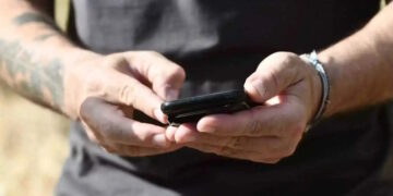 Η Europol για το «Caller ID Spoofing»: Το «ψεύτικο όνομα» στην οθόνη του κινητού κρύβει ψηφιακή παγίδα