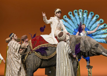 Χριστουγεννιάτικη μαγεία στο Μέγαρο: Πρώτες εικόνες από τον «Αλαντίν»