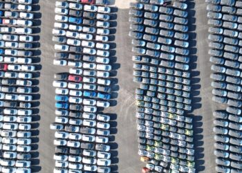 Πώς κινήθηκε η ελληνική αγορά τον προτελευταίο μήνα του έτους