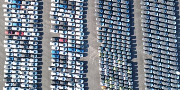 Πώς κινήθηκε η ελληνική αγορά τον προτελευταίο μήνα του έτους