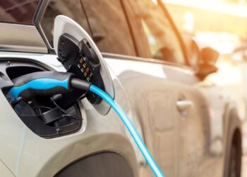 Μεγάλη η πτώση των ηλεκτρικών στην Ελλάδα τον Νοέμβριο