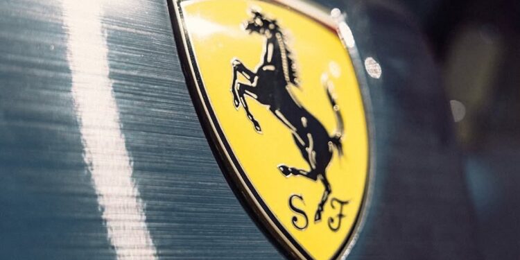 Πόσες Ferrari έχουν πουληθεί φέτος στην Ελλάδα;
