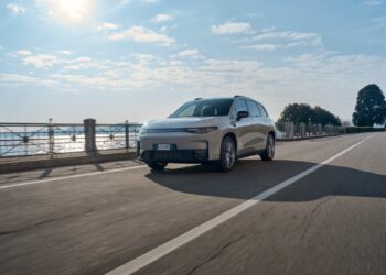 Leapmotor C10 REEV: Το SUV που θα αλλάξει τη ζωή σου σε τιμή-έκπληξη!