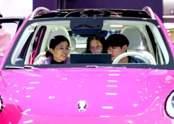 Οι νέοι αγοραστές αλλάζουν γούστα, αλλά… δε βγαίνουν από τη φόρτιση