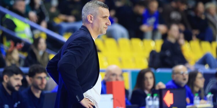 Παπανικολόπουλος στην ΕΡΤ: «Η Καρδίτσα βαδίζει σε πρωτόγνωρα μονοπάτια» (vid) - www.ertsports.gr