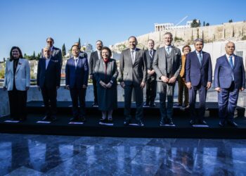 Λ. Μενδώνη στο 9ο Φόρουμ Αρχαίων Πολιτισμών: «Μείζον αίτημα της Ελλάδας η επανένωση των γλυπτών του Παρθενώνα»