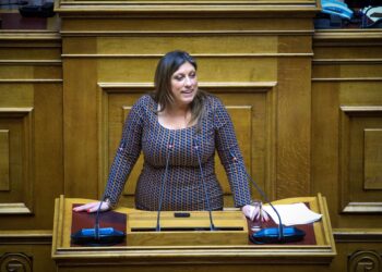 Ζ. Κωνσταντοπούλου: Έχω δώσει πολλές μάχες για τα δικαιώματα για να αφήσω να κακοποιούν την αλήθεια κάποιοι ακραίοι φασίστες και σεξιστές - ertnews.gr