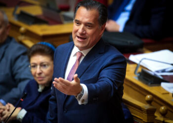 Γεωργιάδης: Πώς κατανέμονται οι ιατρικές ειδικότητες στο ΕΣΥ – Απάντηση για τον παιδοκαρδιολόγο στο Νοσοκομείο Χανίων
