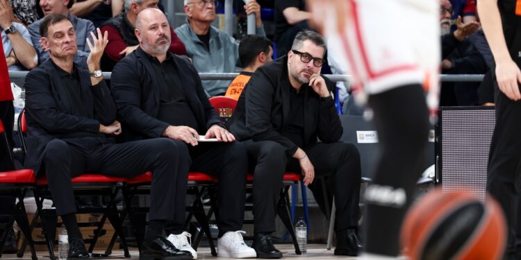 Μποζίκας: «Πρέπει να σκληρύνουμε και να αγριέψουμε» - www.ertsports.gr