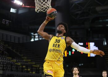 Πρόβλημα και με Σίλβα πριν από τον Παναθηναϊκό για την ΑΕΚ - www.ertsports.gr