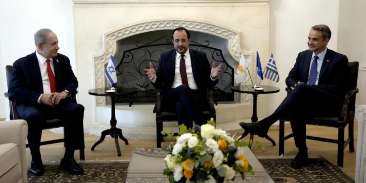 Στην Ιερουσαλήμ αύριο ο Πρωθυπουργός: Τριμερή Ελλάδας, Κύπρου, Ισραήλ - Συνάντηση και με Αμπάς στη Ραμάλα - ertnews.gr