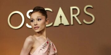 Αριάνα Γκράντε και Τζόναθαν Μπέιλι σε συζητήσεις για το μιούζικαλ «Sunday in the Park With George»