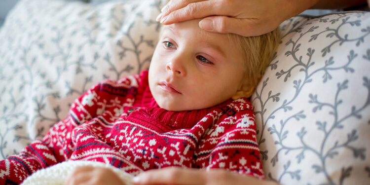 Συναγερμός για τη γρίπη Α: Αυξημένα παιδιατρικά περιστατικά – Ποια παιδιά κινδυνεύουν περισσότερο, 12 ερωτήσεις/απαντήσεις