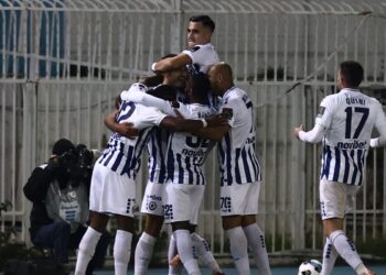 Ήττα... καμπανάκι για τον ΠΑΟΚ στο Περιστέρι - www.ertsports.gr