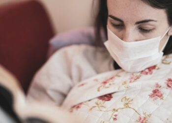 Το επικίνδυνο κύμα της «σούπερ γρίπης» στην Ευρώπη: Σε συναγερμό Βρετανία, Ισπανία, Γαλλία για τον Η3Ν2