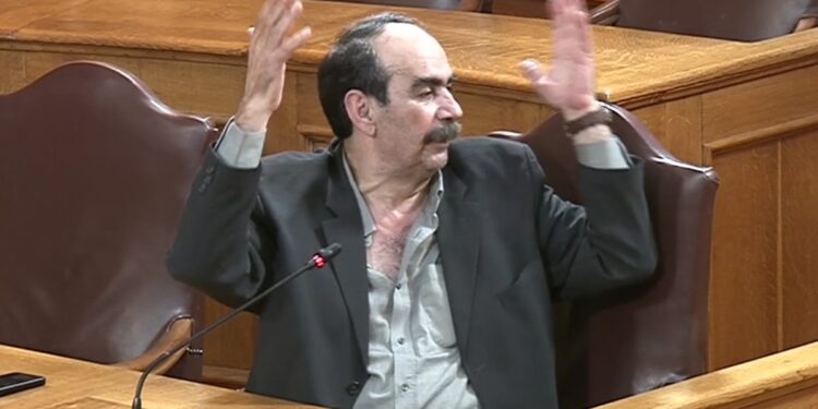 ΠΑΣΟΚ: Αποκαλυπτικός μέσα στη σιωπή του ο Ξυλούρης