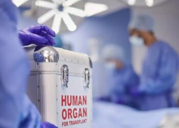 Ιστορική διπλή μεταμόσχευση για 11χρονη στο Κολοράντο: Ξεκινά από την αρχή με καινούρια καρδιά και ήπαρ