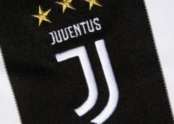 Η οικογένεια Ανιέλι απέρριψε πρόταση για εξαγορά της Γιουβέντους - www.ertsports.gr