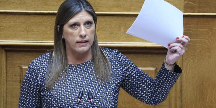 Βουλή: Αγωγές εναντίον του πρωθυπουργού προανήγγειλε η Ζωή Κωνσταντοπούλου