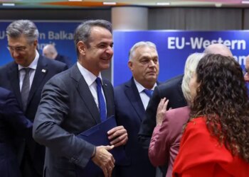 Η ΕΕ ετοιμάζεται να στείλει στην Ουκρανία 210 δισεκατομμύρια ευρώ «ρωσικό χρήμα» - Οι σκόπελοι Βελγίου και Ουγγαρίας