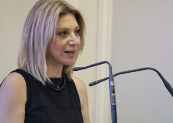 Καρυστιανού: Δόλιο χτύπημα της κυβέρνησης – Έφοδος του ΣΔΟΕ στα γραφεία του Συλλόγου Θυμάτων Τεμπών