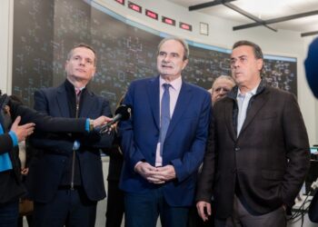 Παπασταύρου: Επίσκεψη στο Εθνικό Κέντρο Ελέγχου Ενέργειας του ΑΔΜΗΕ