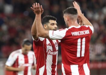 Super League (15η αγωνιστική): Νίκη για γιορτές στην κορυφή - www.ertsports.gr