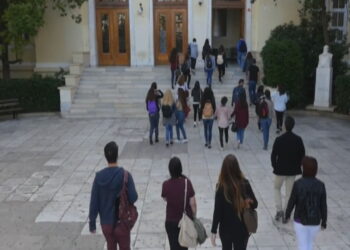 Παράταση σπουδών: Στους 35.000 ανέρχονται οι φοιτητές που αξιοποίησαν τη «δεύτερη ευκαιρία»