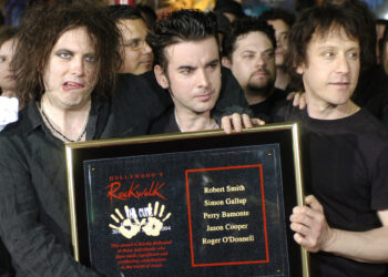 Πέθανε σε ηλικία 65 ετών ο κιθαρίστας και κιμπορντίστας των «The Cure» Πέρι Μπαμόντε