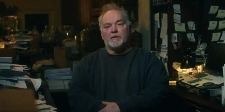 Πατέρας πήγε να πάρει τσιγάρα και δεν επέστρεψε ποτέ: Μετά από 55 χρόνια αποκαλύφθηκε πως ήταν θαμμένος στο υπόγειο