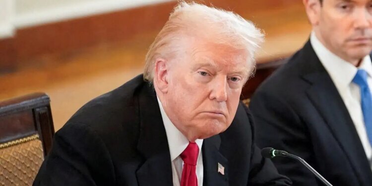 Ο Ντόναλντ Τραμπ ανακοίνωσε πως η Ταϊλάνδη και η Καμπότζη αποδέχθηκαν την κατάπαυση του πυρός