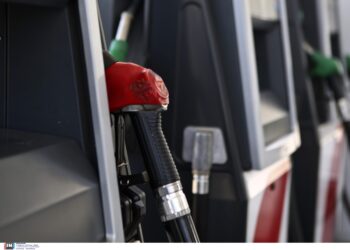 Δεσμεύτηκαν τα περιουσιακά στοιχεία πέντε εταιρειών πετρελαιοειδών με εντολή Βουρλιώτη