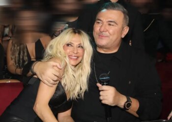 Η Άννα Βίσση γιόρτασε τα γενέθλια της αδερφής της στο Nox και τραγούδησε με τον Αντώνη Ρέμο και τον Χρήστο Μάστορα