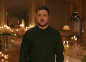 Ο Ζελένσκι εύχεται για τον Πούτιν «μακάρι να πεθάνει» και να έρθει ειρήνη για την Ουκρανία - Το αιχμηρό χριστουγεννιάτικο μήνυμά του