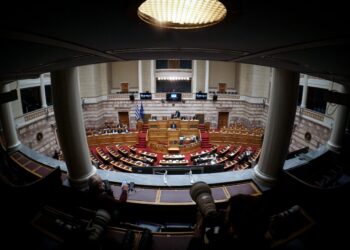 Πολιτικοί διαξιφισμοί για τα μπλόκα και το σκάνδαλο ΟΠΕΚΕΠΕ - ertnews.gr