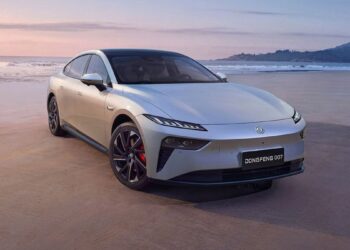 Η Κίνα πλησιάζει τα 1.000 χιλιόμετρα αυτονομίας με μία φόρτιση!