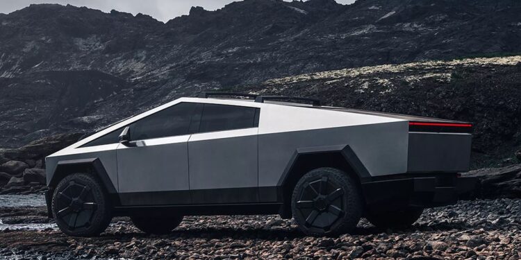Κατακόρυφη πτώση στις πωλήσεις Tesla Cybertruck