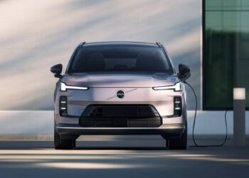 Τα plug-in υβριδικά θα σώσουν τους κινητήρες εσωτερικής καύσης