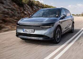 Δοκιμή: Zeekr 7X Long Range RWD