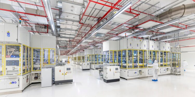 Volkswagen : Ξεκίνησε η παραγωγή στοιχείων μπαταρίας στο Σαλτσγκίτερ