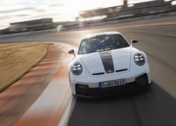 Η Porsche μιμείται τα videogames